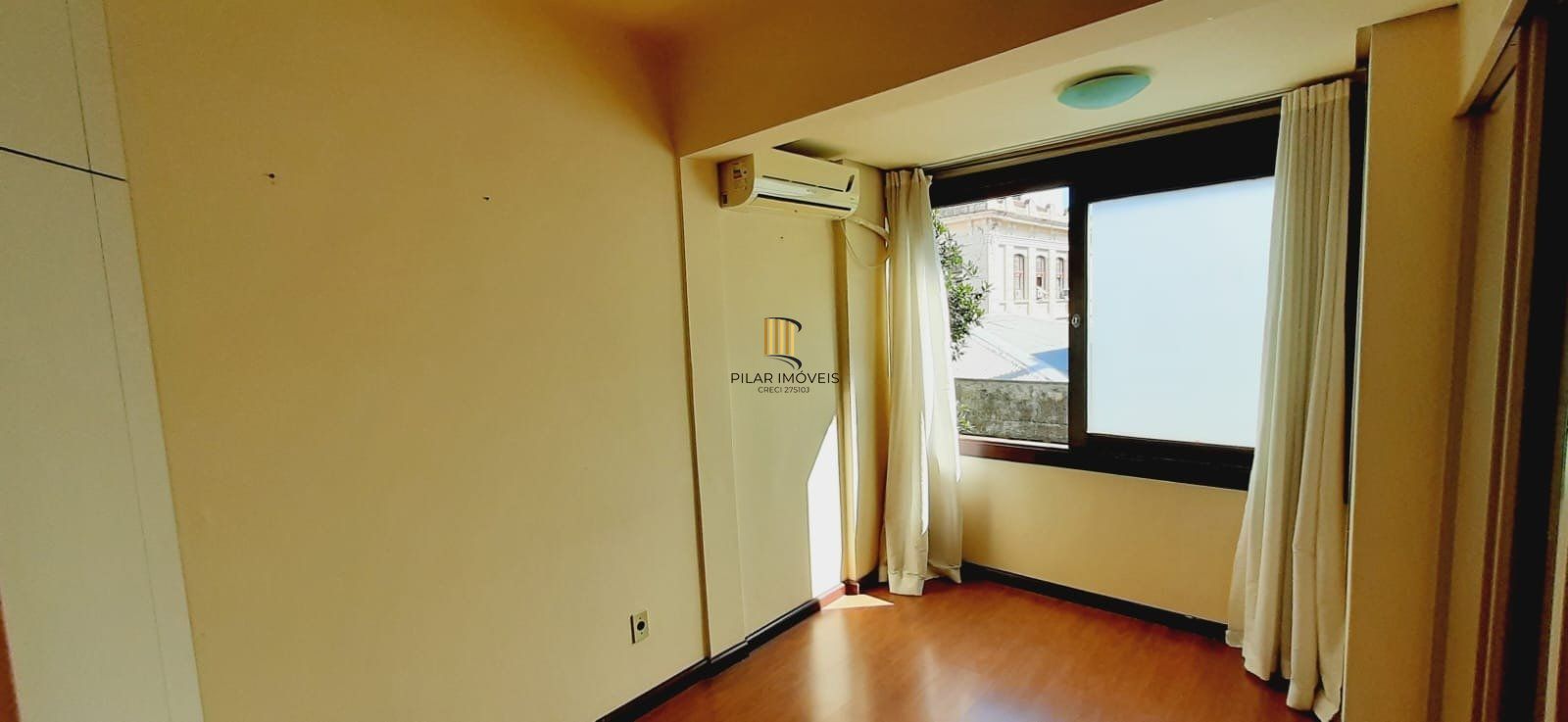Cobertura com 2 quartos, 1 vaga e 96 m² Rua Demétrio Ribeiro - Centro Histórico, Porto Alegre