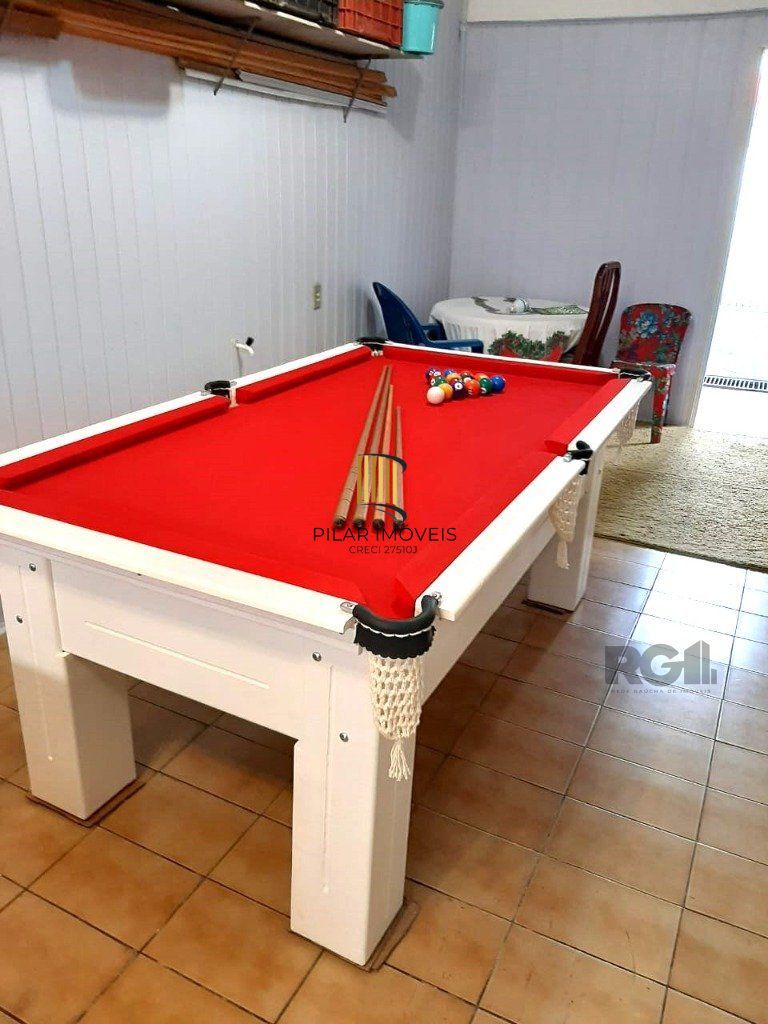 Casa 210m² - 3 dormitórios, 2 vagas
