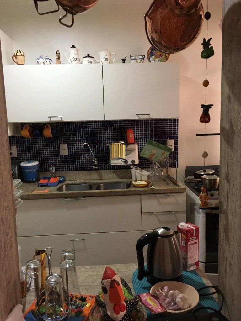 Apartamento de 3 dormitórios Térreo no bairro Moinhos de Vento