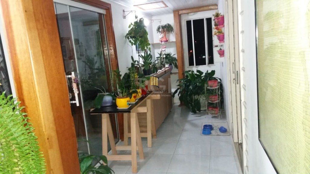 Casa para Venda - 300m², 5 dormitórios, Augusta