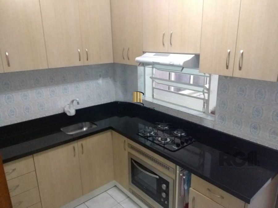 Apartamento 84m² - 3 dormitórios e 1 vaga no bairro Petrópolis