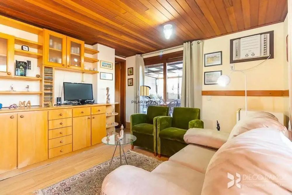 Cobertura 153m² semimobiliada com vista panorâmica no Menino Deus