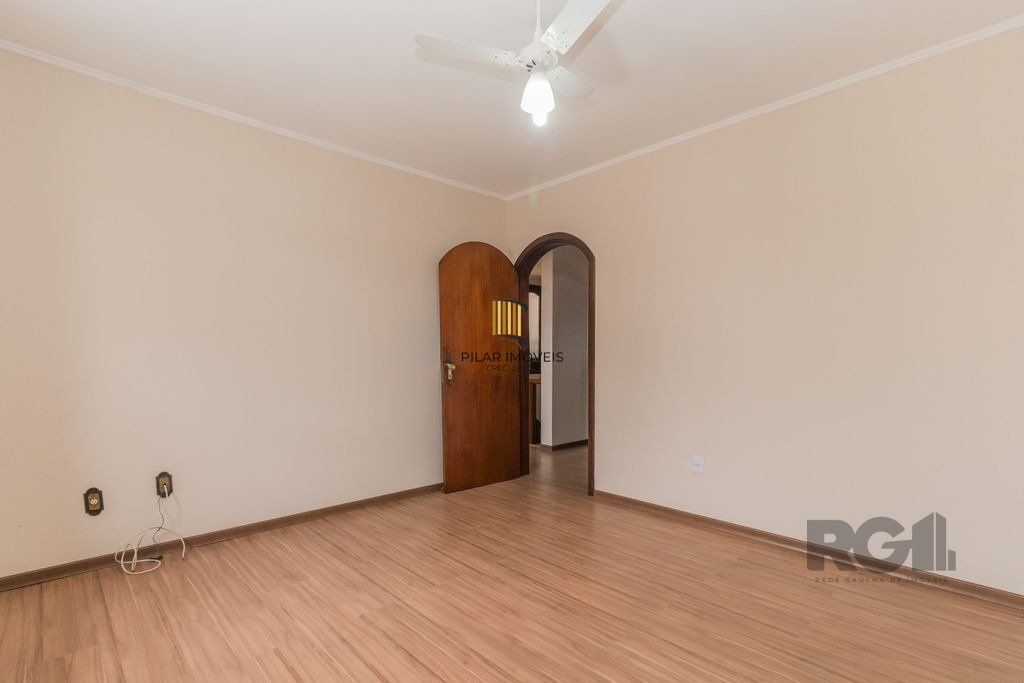 Casa com 287m², 5 dormitórios, piscina, 4 vagas no bairro Jardim Itu