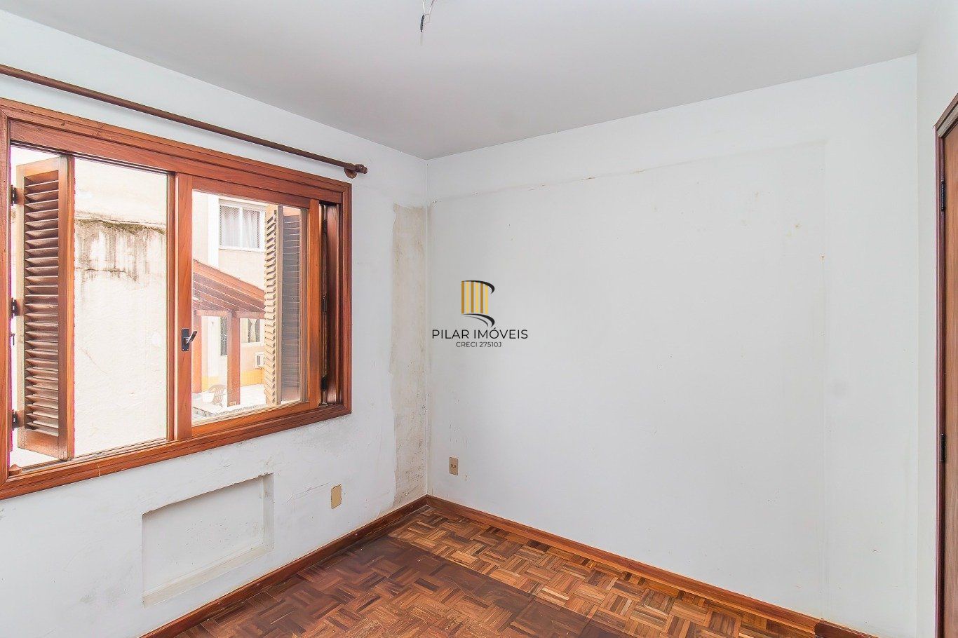 Apartamento de 2 dormitórios e 94m² à venda em Petrópolis, Porto Alegre.