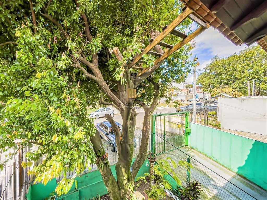 Casa para Venda - 272.24m², 3 dormitórios, sendo 1 suites, 4 vagas - Vila Jardim