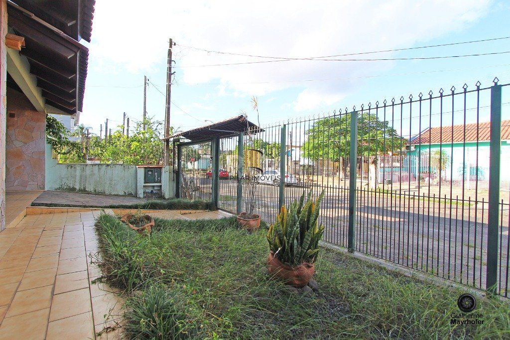 Casa para Venda - 180m², 3 dormitórios, sendo 1 suites, 3 vagas - Parque dos Maias
