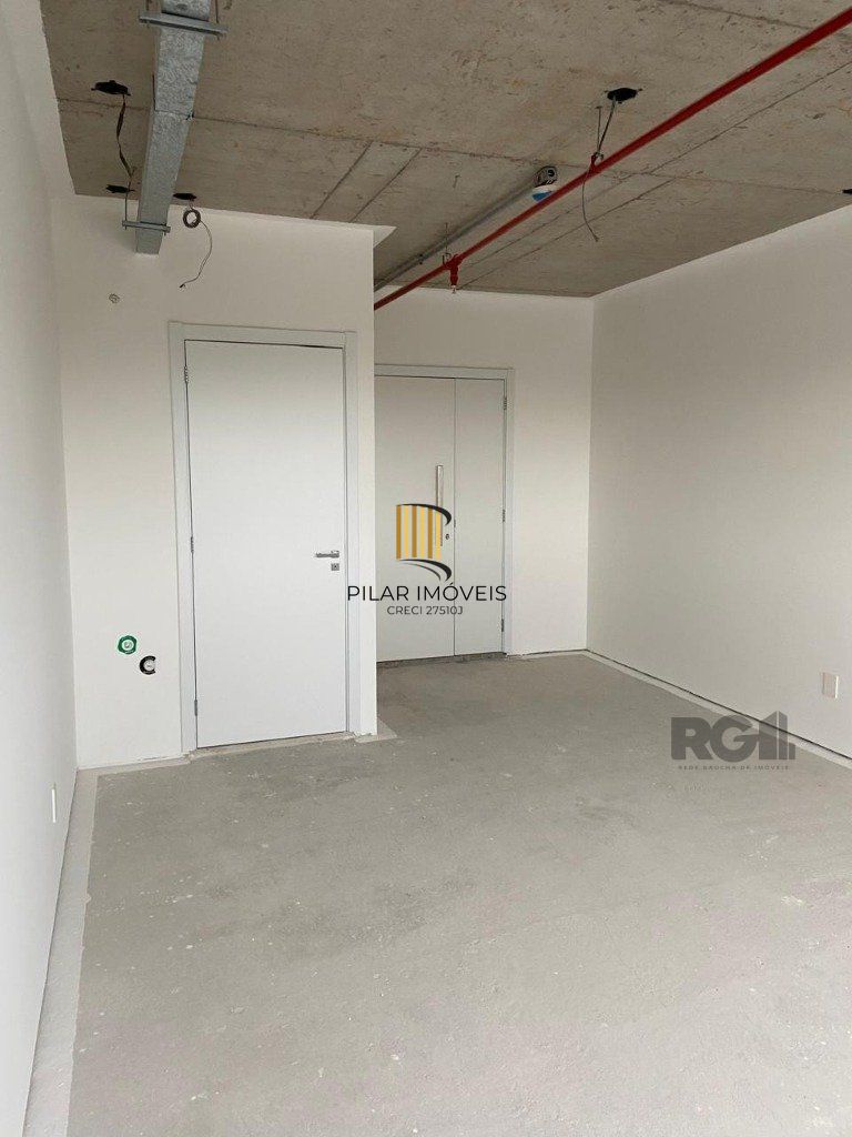 Conjunto/Sala para Venda - 33.59m², Teresópolis