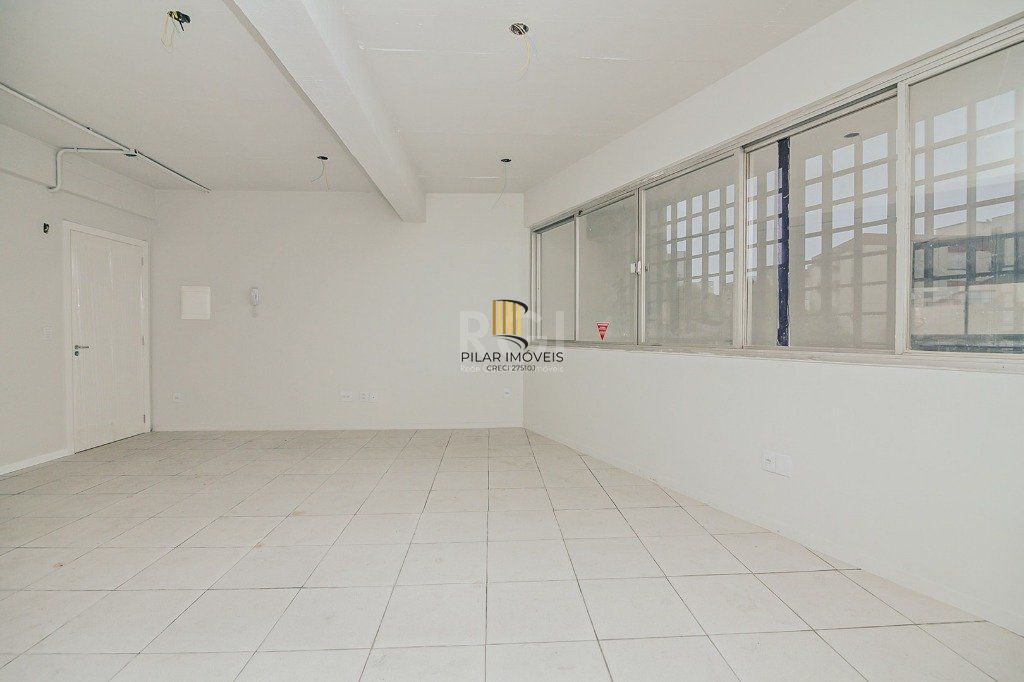 Predio para Venda - 241.18m², 0 dormitórios, Petrópolis