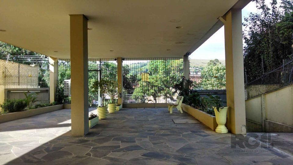 Apartamento de 02 dormitórios com sacada , Teresópolis