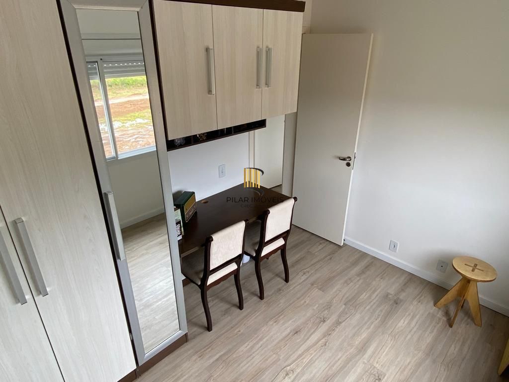 Apartamento de 02 dormitorios com 1 vaga na zona sul de Porto Alegre.