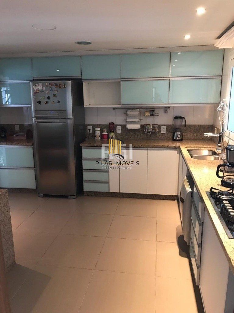 Casa para Venda - 319.25m², 6 dormitórios, sendo 4 suites, 3 vagas - Jardim Floresta