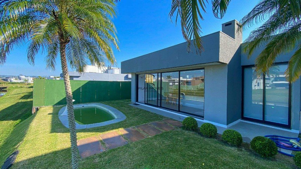 Casa de Condomínio 3 dormitórios no bairro Centenário