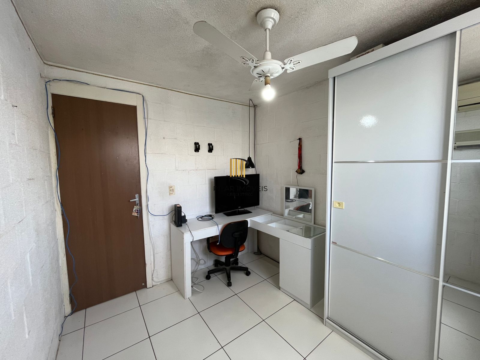 Apartamento 02 dormitórios com vaga