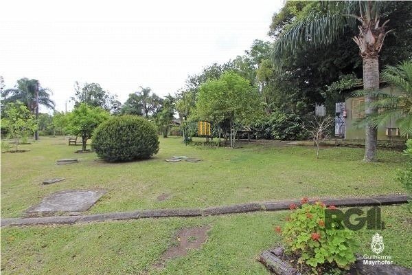 Casa em condomínio de 155m², 3 dormitórios, 4 vagas no bairro Espírito Santo
