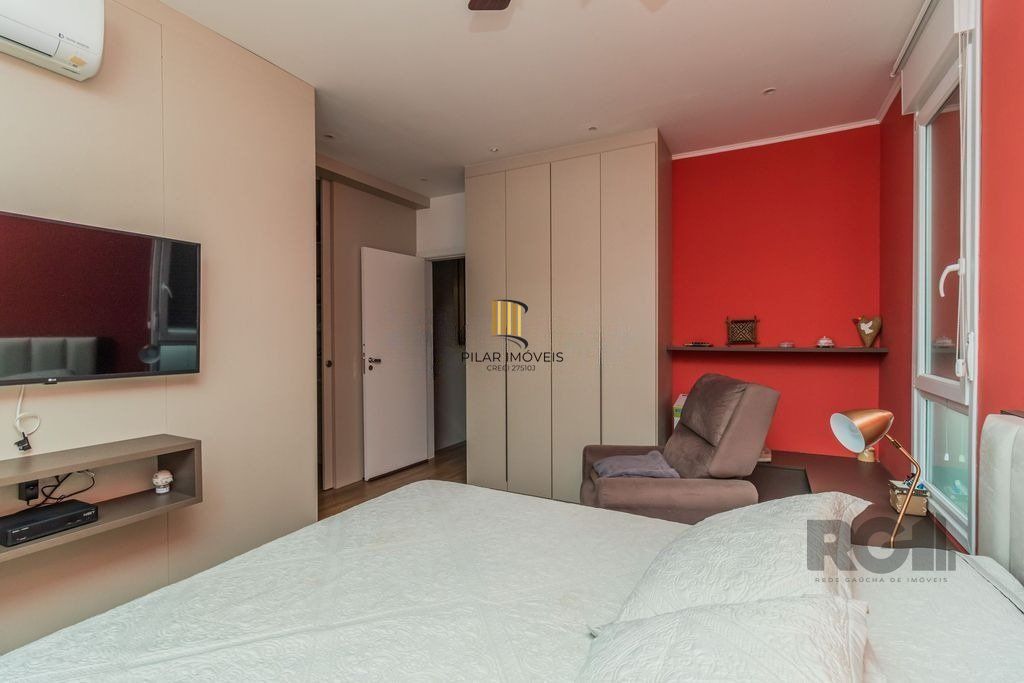 Casa Condominio para Venda - 221,59m², 3 suítes, 2 vagas - Teresópolis