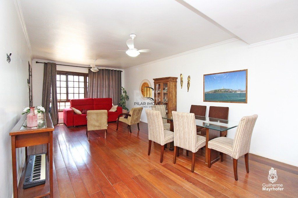 Casa para Venda - 202m², 4 dormitórios, sendo 1 suites, 3 vagas - Petrópolis