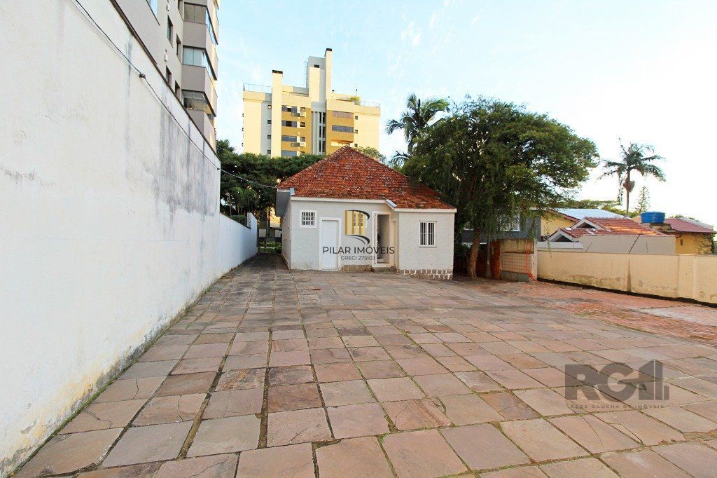 Casa 2 dormitórios no bairro Petrópolis