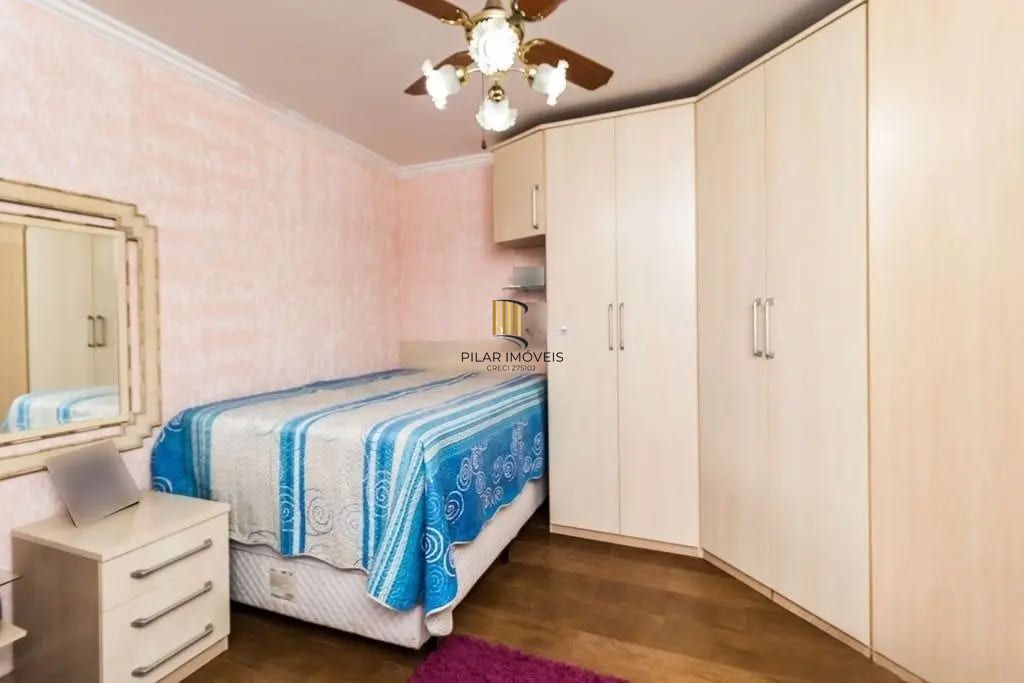 Casa com 3 dormitórios  de 278m² à venda no Bairro Jardim Itú Sabará