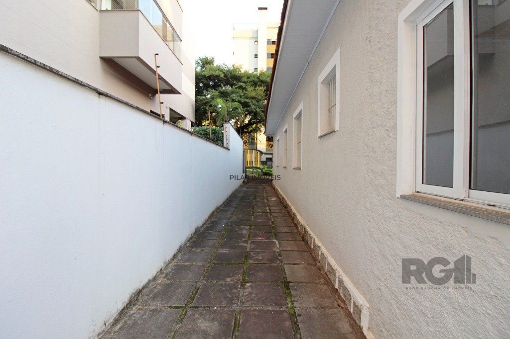 Casa 2 dormitórios no bairro Petrópolis