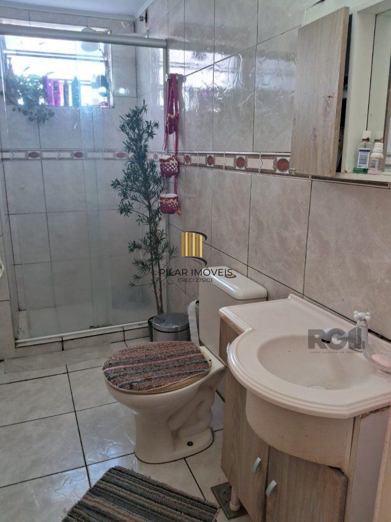 Apartamento de 02 dormitórios com sacada , Teresópolis