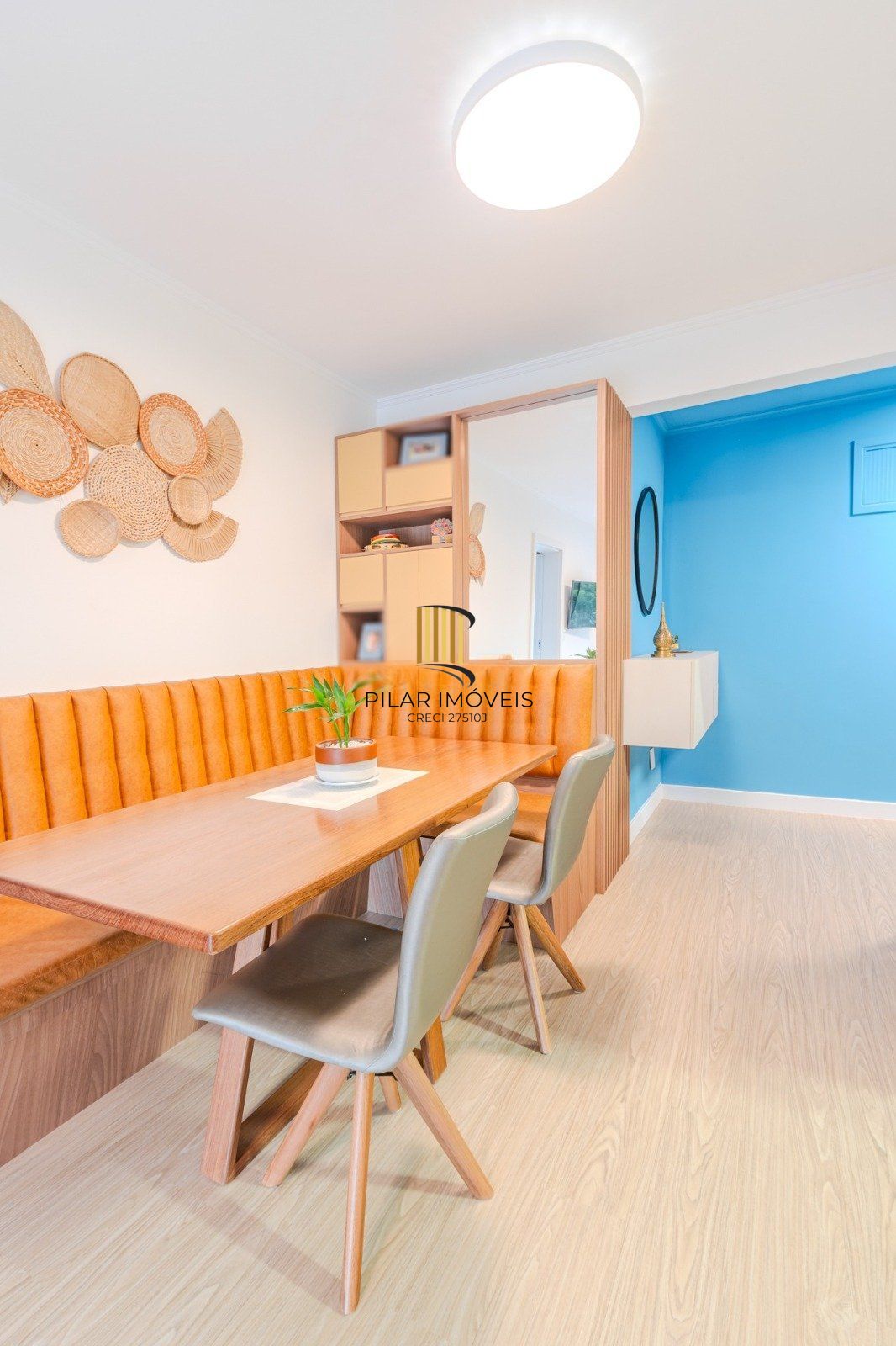 Apartamento de 3 dormitórios á venda no Bairro Cristal, Porto Alegre