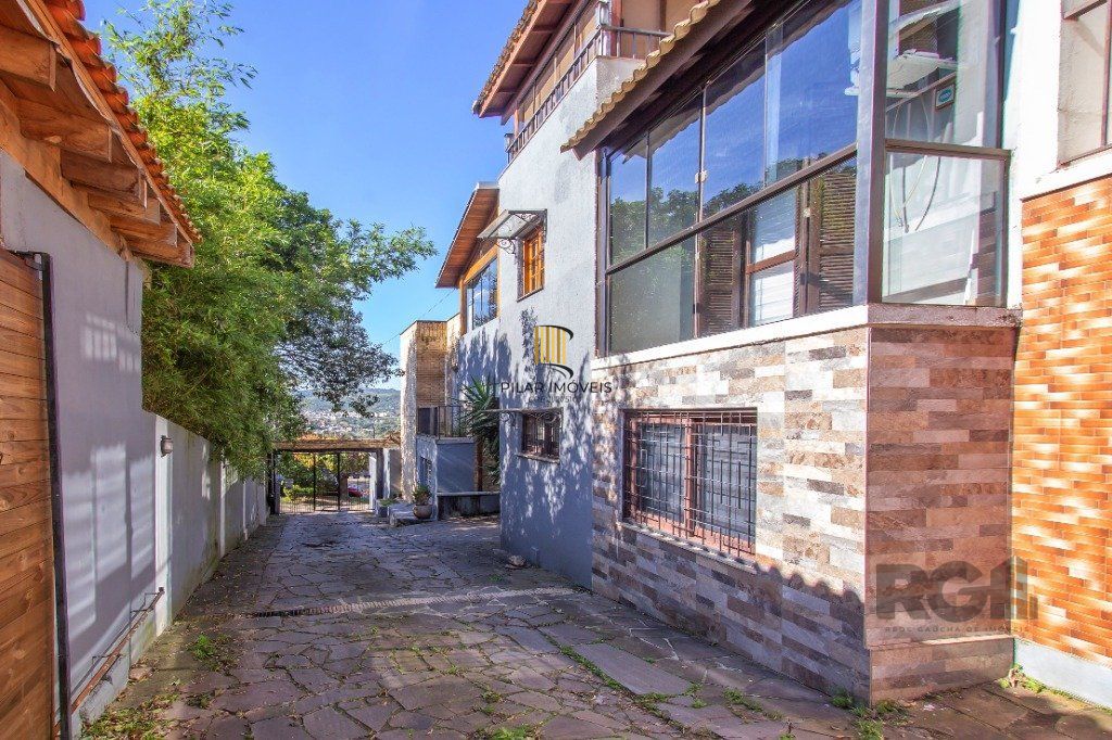 Casa em condomínio de 177m², 3 dormitórios, 1 vaga no bairro Ipanema