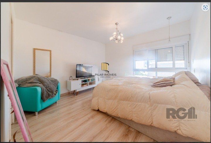Casa em Condominio Fechado com 03 dormitórios no Bairro Camaquã