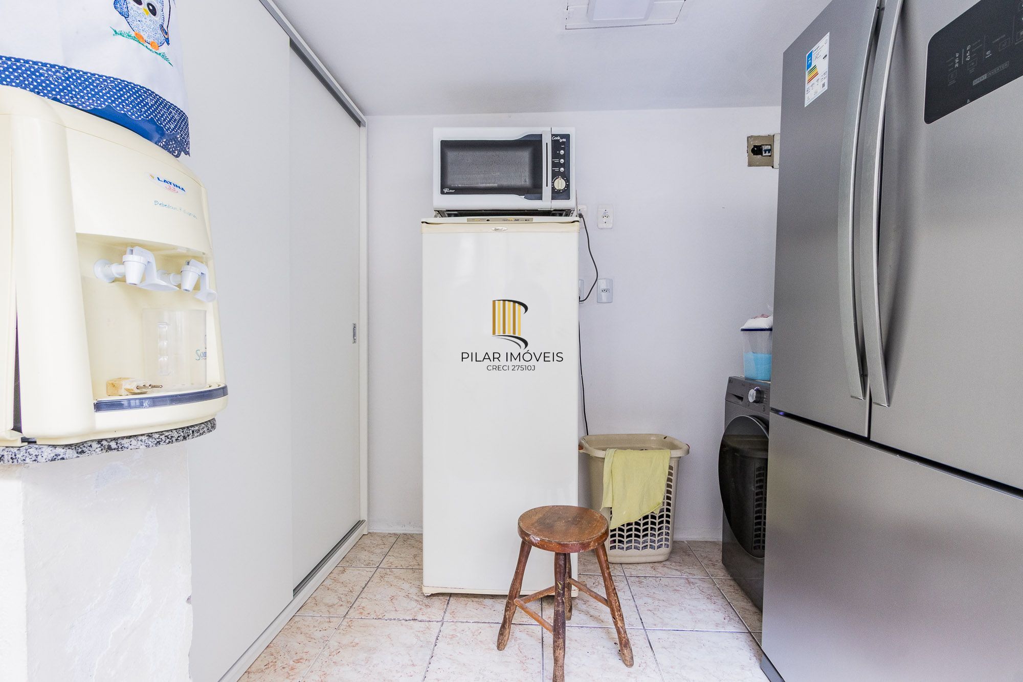 Apartamento de 3 dormitórios e 133m² à venda em Centro Histórico, Porto Alegre.