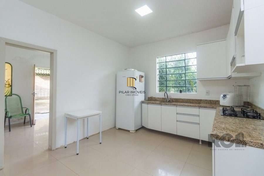 Casa 4 dormitórios no bairro Santa Tereza
