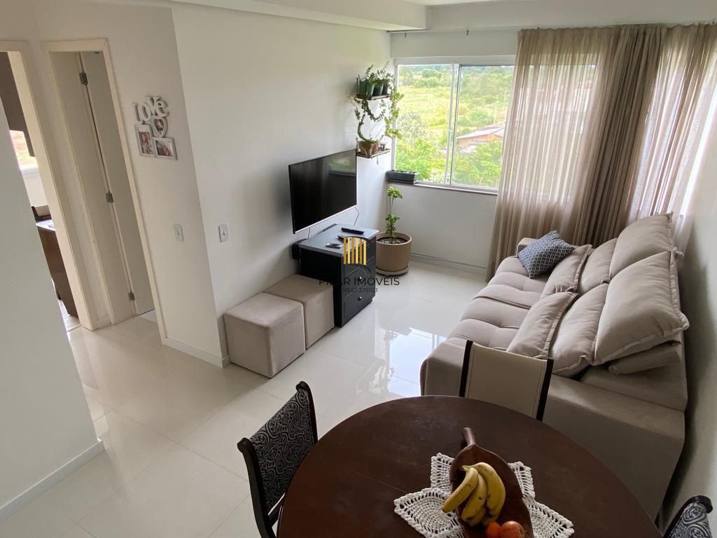 Apartamento de 02 dormitorios com 1 vaga na zona sul de Porto Alegre.