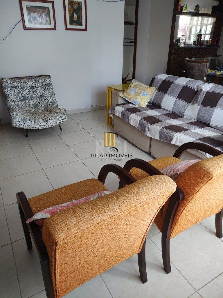 Casa para Venda - 160.78m², 4 dormitórios, sendo 2 suites, 5 vagas - Centro