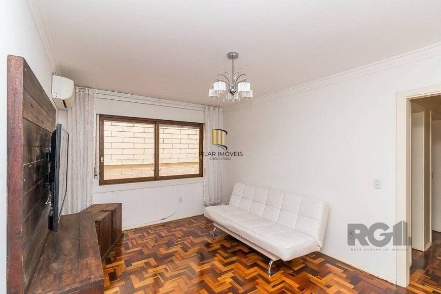 Apartamento 82m² - 2 dormitórios, 1 vaga no bairro Menino Deus