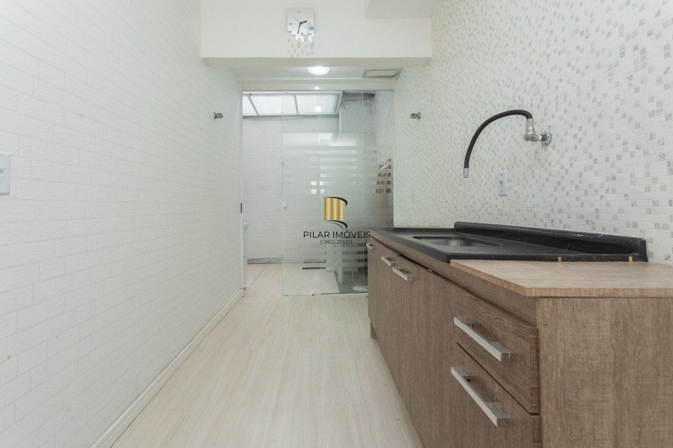 Casa em Condomínio de 3 dormitórios  à venda em Sarandi, Porto Alegre.