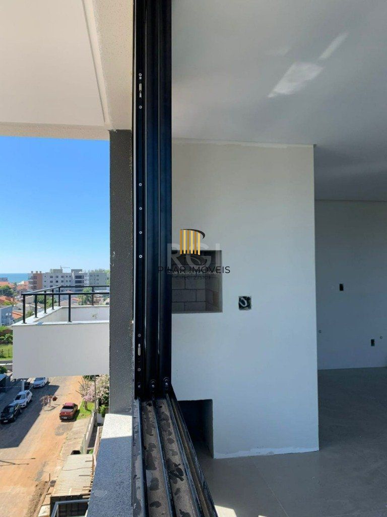 Apartamento 2 dormitórios no bairro Praia da Cal
