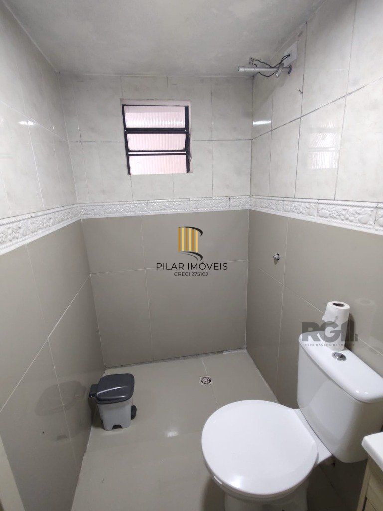 Loja para Venda - 60m², 0 dormitórios, 3 vagas - Petrópolis