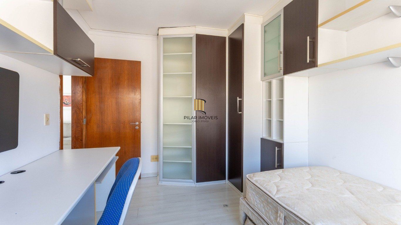 Apartamento com 2 quartos à venda em Partenon, Porto Alegre.