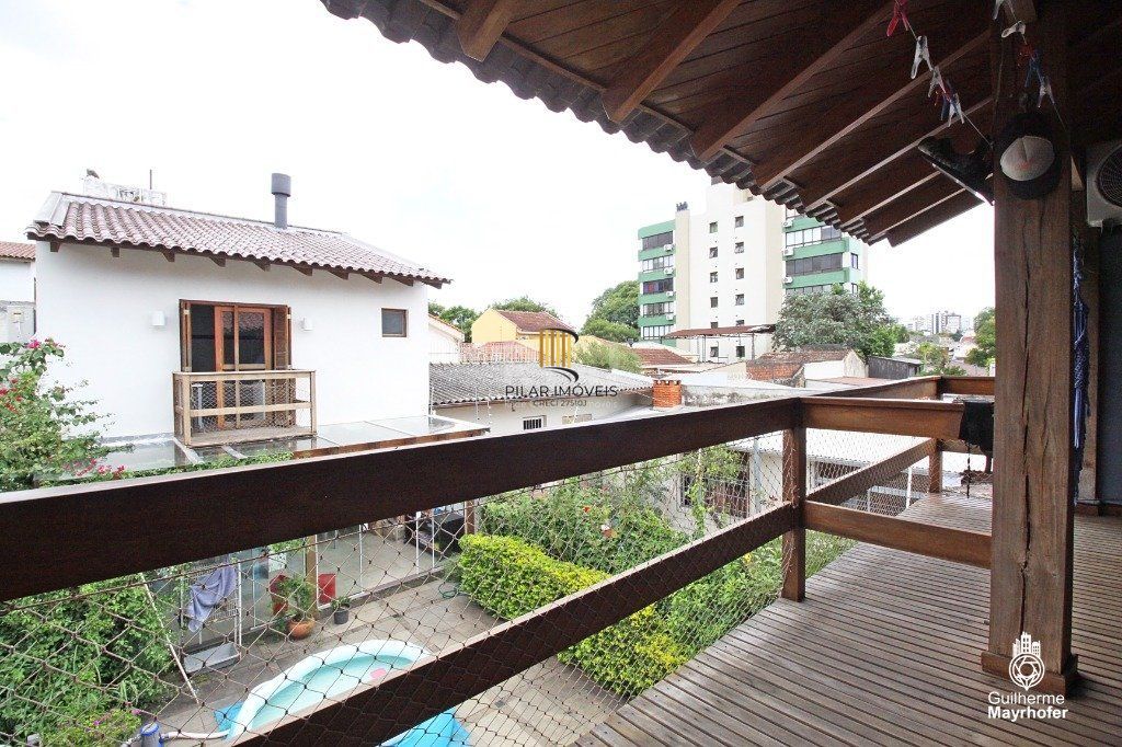 Casa para Venda - 151.36m², 3 dormitórios, sendo 1 suites, 2 vagas - Partenon