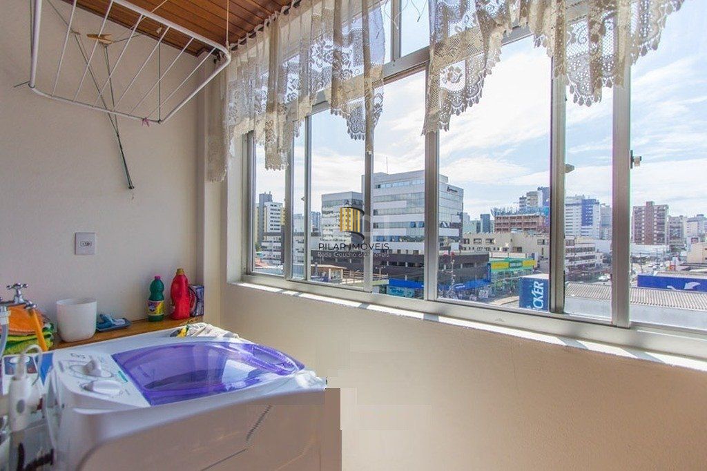 Cobertura para Venda - 120m², 3 dormitórios, sendo 1 suites, 1 vaga - Centro