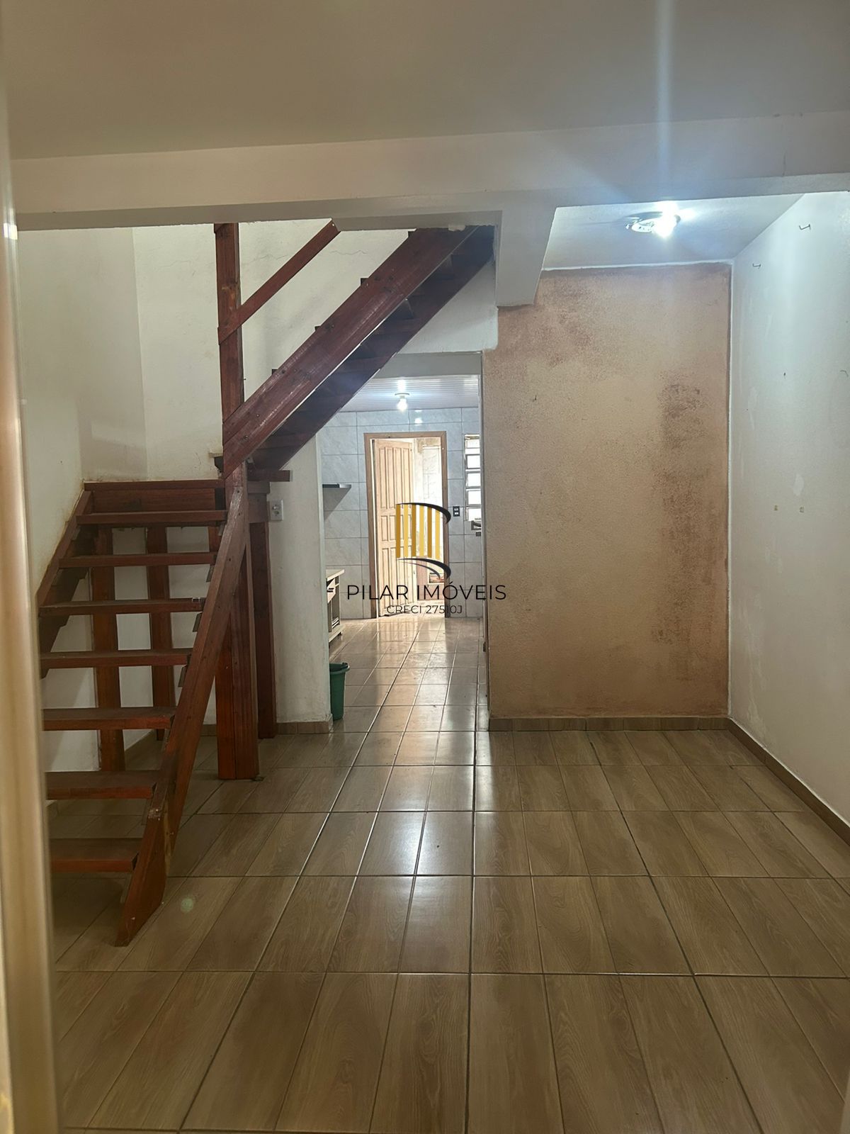 Casa de 02 dormitórios em condominio no bairro São Vicente -Porto alegre/RS. - Pilar Imóveis