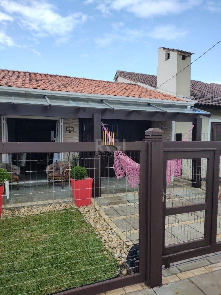Casa para Venda - 160.78m², 4 dormitórios, sendo 2 suites, 5 vagas - Centro
