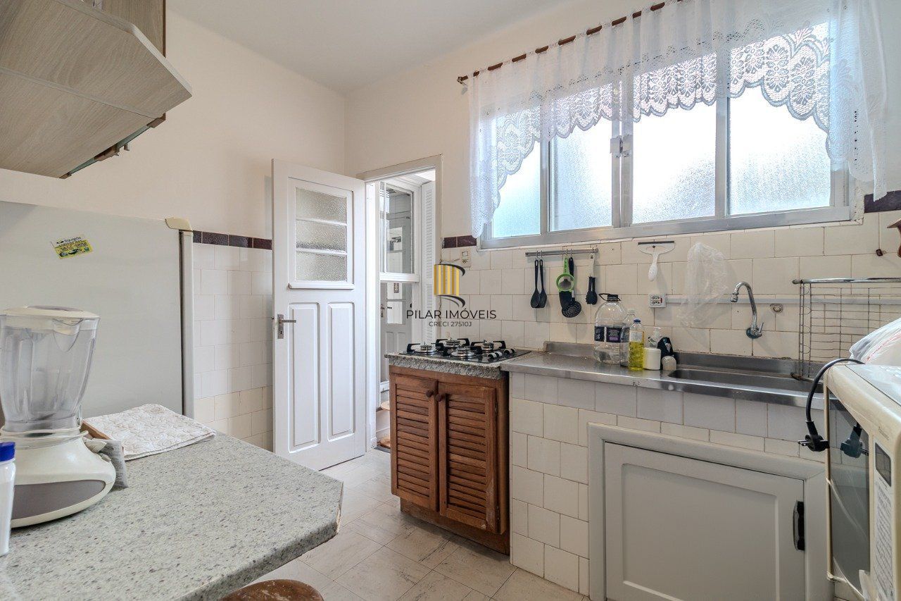 Apartamento 2 dormitórios no Centro Histórico