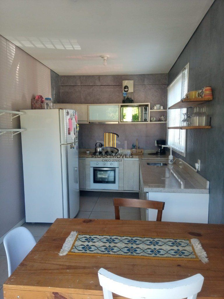 Casa para Venda - 69.98m², 2 dormitórios, 4 vagas - Jardim Dos Lagos
