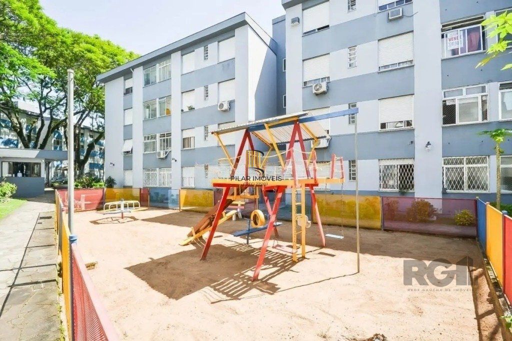Apartamento de 2 dormitórios no bairro Cristal