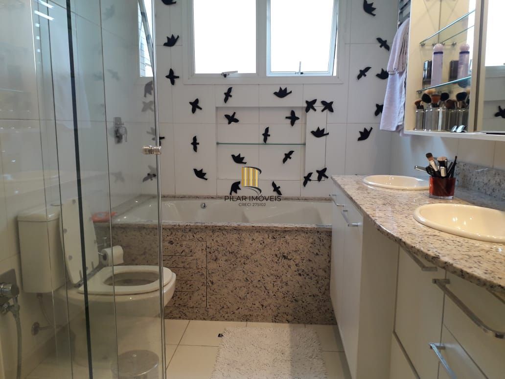 Apartamento na Bela vista com 3 suites, 4 garagens, 1 apartamento por andar.