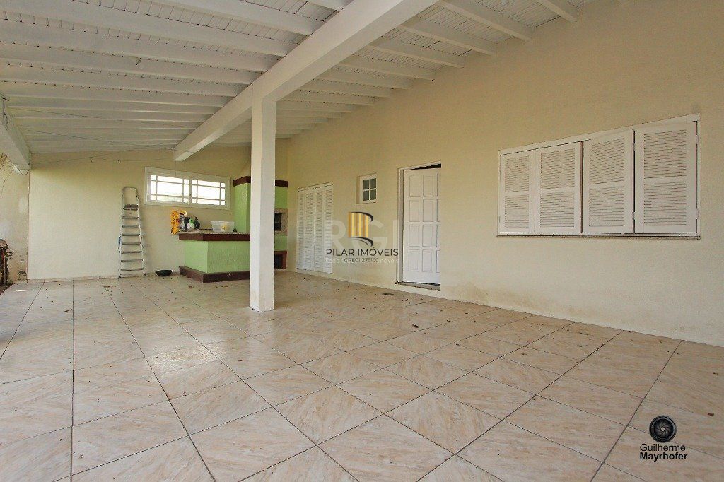 Casa para Venda - 120m², 3 dormitórios, sendo 1 suites, 2 vagas - Medianeira