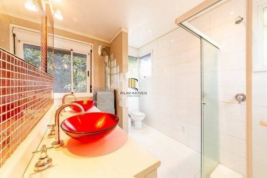 Casa à venda com 2 quartos, 255m² Rua CORONEL GOMES DE CARVALHO, Sétimo Céu, Porto Alegre
