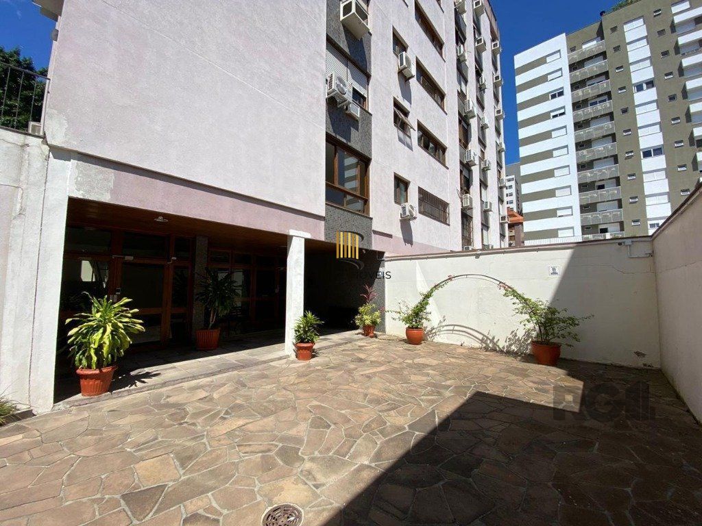 Cobertura Duplex para Venda - 269,97², 3 dorm, 1 suite, 2 vagas - Menino Deus
