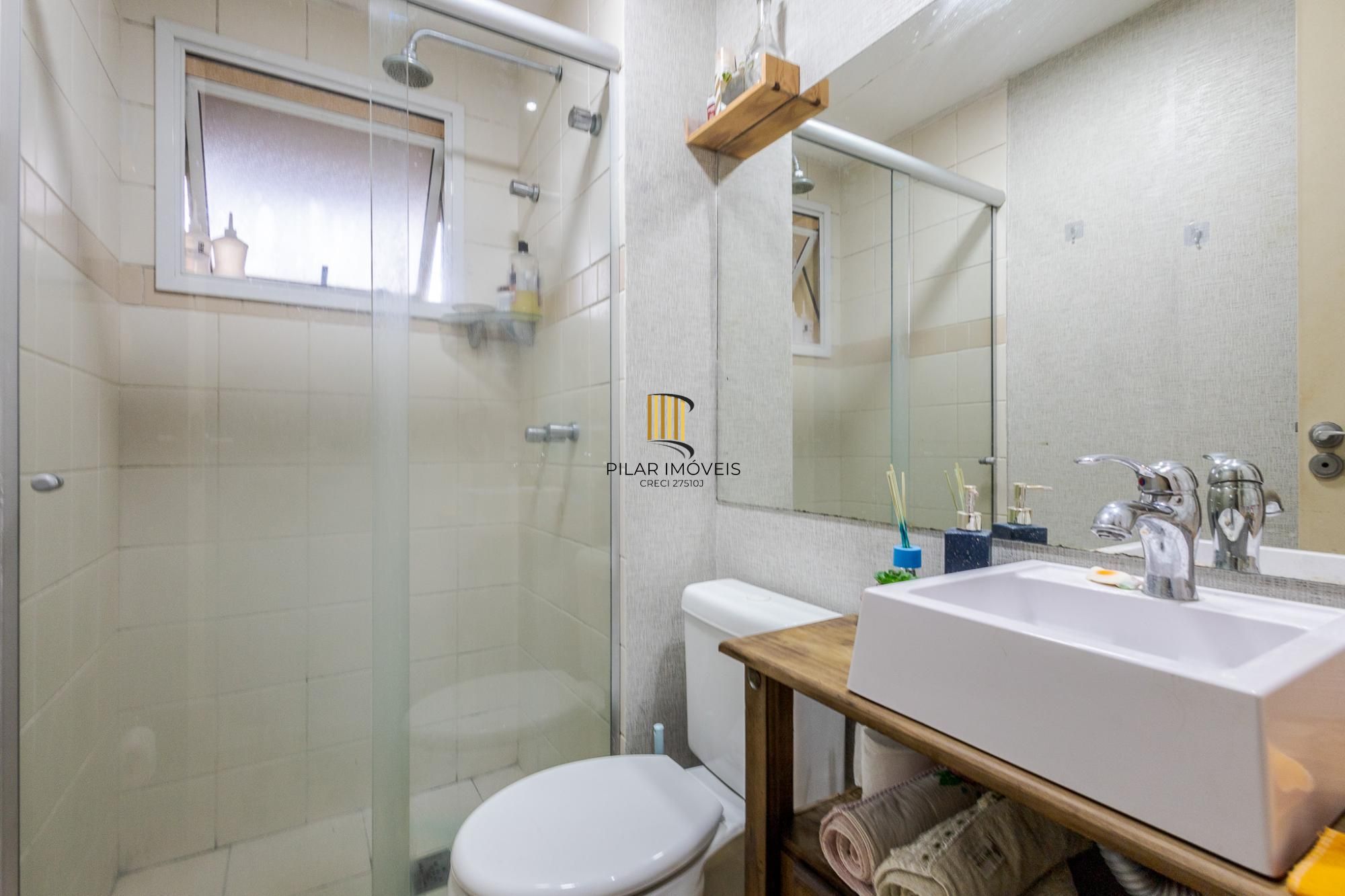 Apartamento de 03 dormitorios com suite, vaga de garagem e infraestrutura completa em Porto Alegre