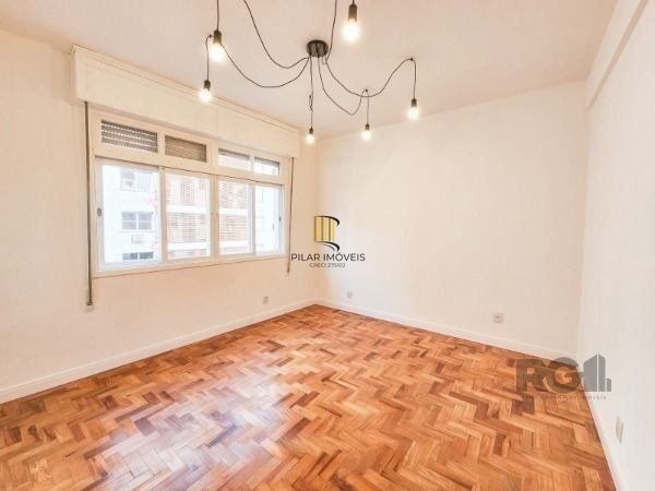Apartamento de 2 dormitórios na Cidade Baixa!