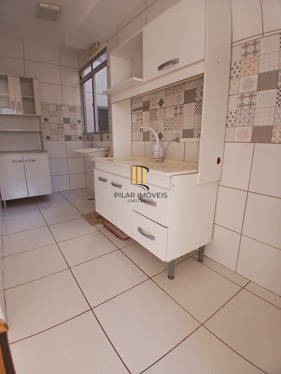 Apartamento 2 dormitórios I 1 vaga de garagem I Bairro Cavalhada
